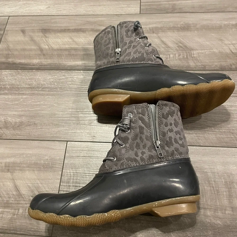 Sperry Women's Charcoal and Black Winter Boots Size 10